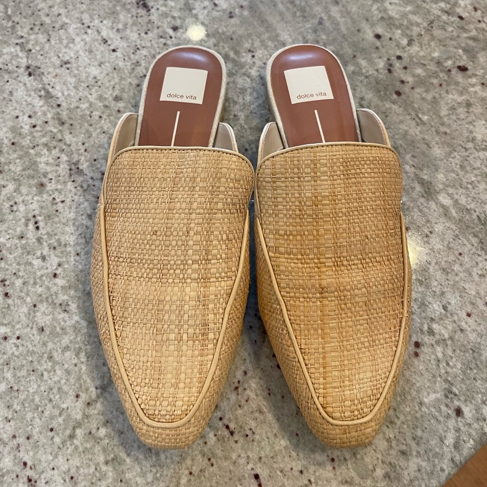 Dolce Vita Rattan Slide Mules Size 8.5